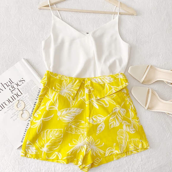 Tropical Print High Waist Linen Blend Short - Picture 2 of 11